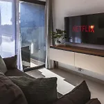 Luxury Parkside Living Near The 3 Cities In Malta アパート Żabbar