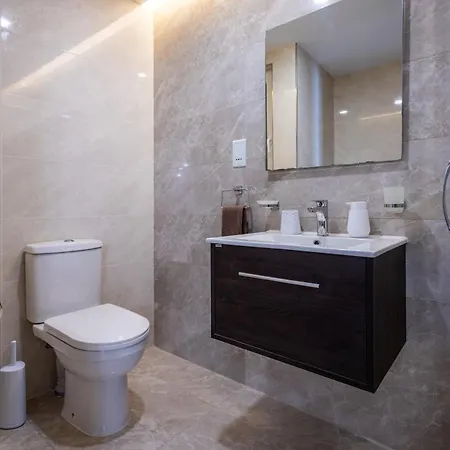 Appartement Luxury Parkside Living Near The 3 Cities In Malta Żabbar