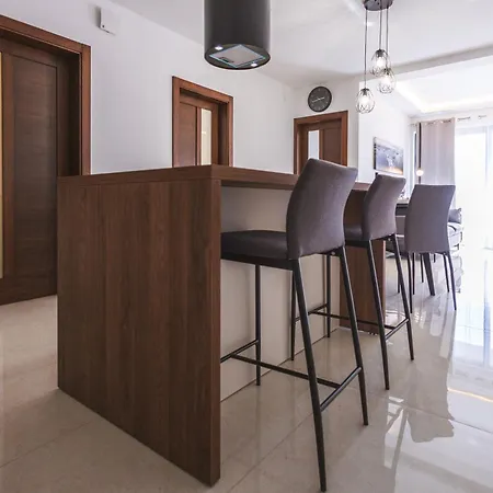 Apartamento Luxury Parkside Living Near The 3 Cities In Malta